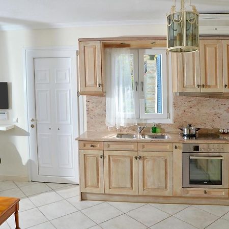 Andros Homes Sea Side Apartment & Studio Gavrio Exterior foto